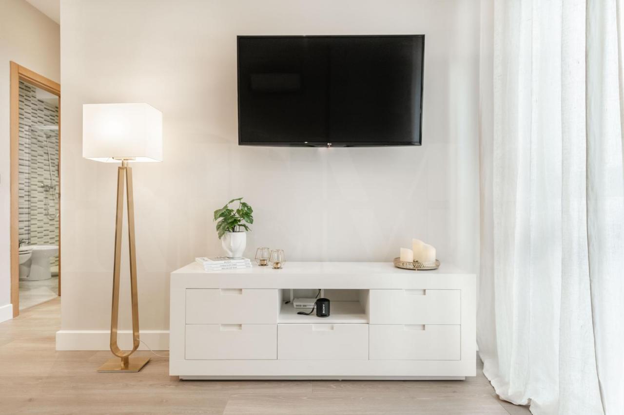 Cozy With Parking In The Center By Rems Appartement