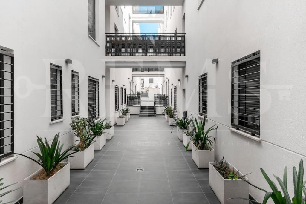 Cozy With Parking In The Center By Rems Appartamento Málaga